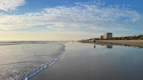 Beachy Oasis! Close to New Smryna & Daytona Beach